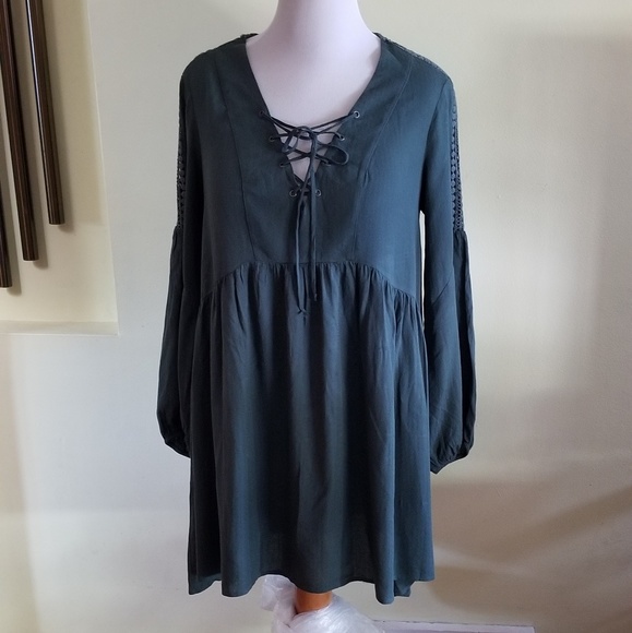 Dresses & Skirts - LUSH Womens dress